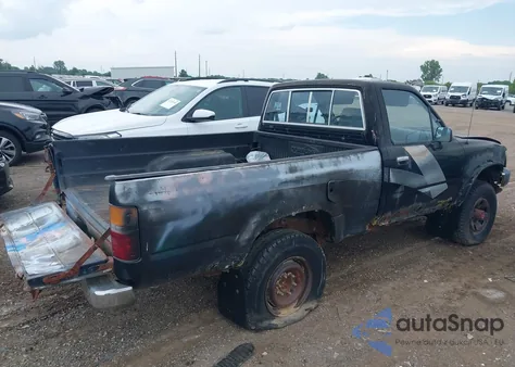 1989 Toyota Pickup 1/2 Ton Sht Wheelbase Dlx from USA, damaged, VIN JT4RN01P3K4014605